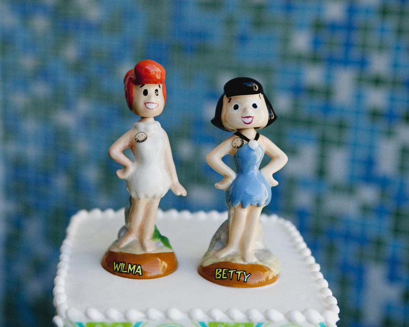 Flintstones cake topper, Wilma and Betty