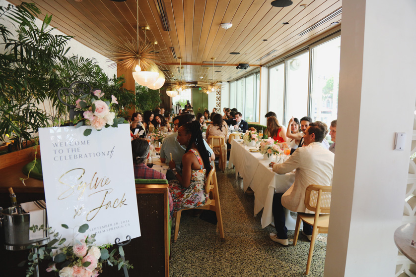 Photo of the entire room of wedding luncheon
