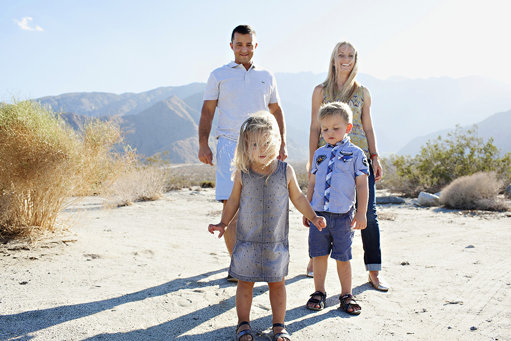 Family of four pose for photos in the Palm Springs area